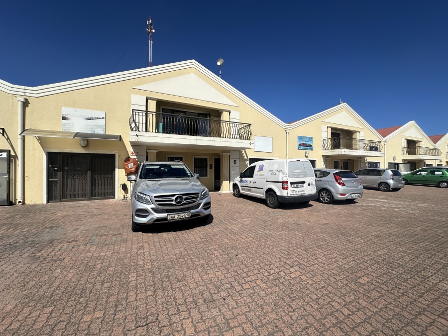To Let commercial Property for Rent in Montague Gardens Western Cape